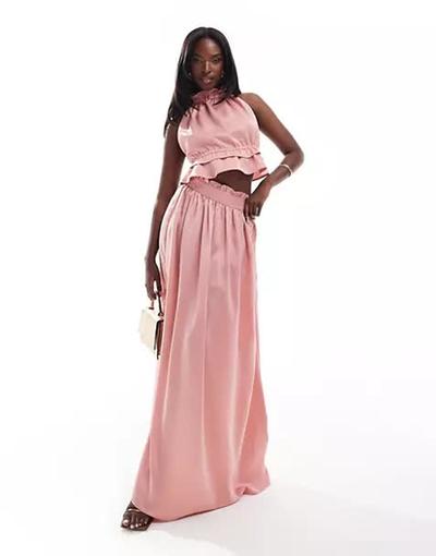 In_the_style  - Exclusivité - Jupe longue d'ensemble en satin fluide - Rose 