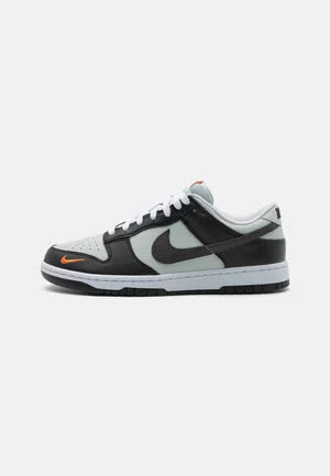 Nike  Dunk Low Unisex - Baskets basses - black/med ash/light silver/bright mandarin/summit white/white 