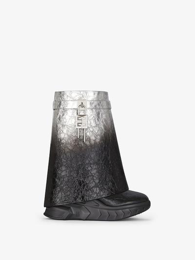 Givenchy Bottines Shark Lock Biker en cuir laminé 