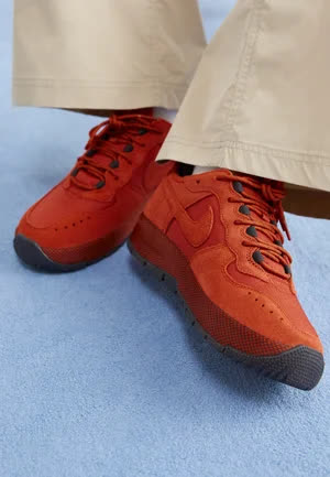 Nike Air Force 1 Wild - Baskets basses - rugged orange/black/campfire orange/amber brown 