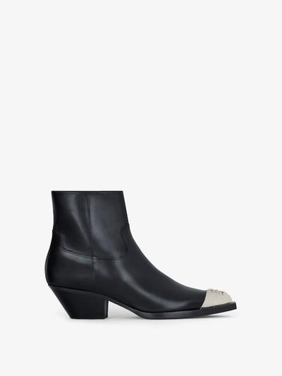 Givenchy Bottines Western en cuir 