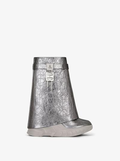 Givenchy Bottines Shark Lock Biker en cuir laminé 