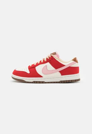 Nike Dunk - Baskets basses - sport red/sheen/sail/medium brown/straw 