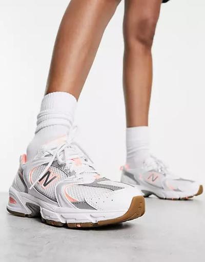 New_balance  - 530 - Baskets - Exclusivité Asos - Blanc et rose 