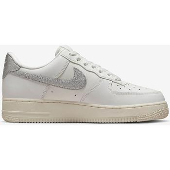 Nike Air Force 1 '07 Essential.. 